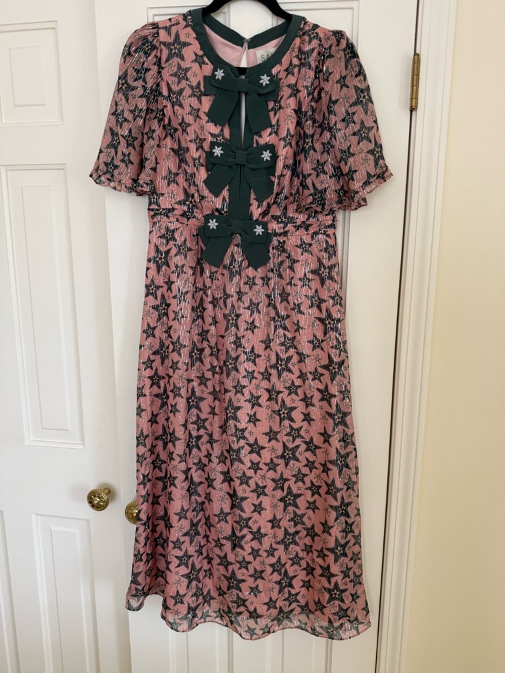 SALONI Pink Star Print Midi Dress with Dark Green Bows *needs new zipper